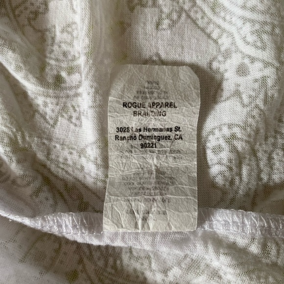 Women’s Sparkly Las Vegas T-shirt Size Large - Picture 9 of 9